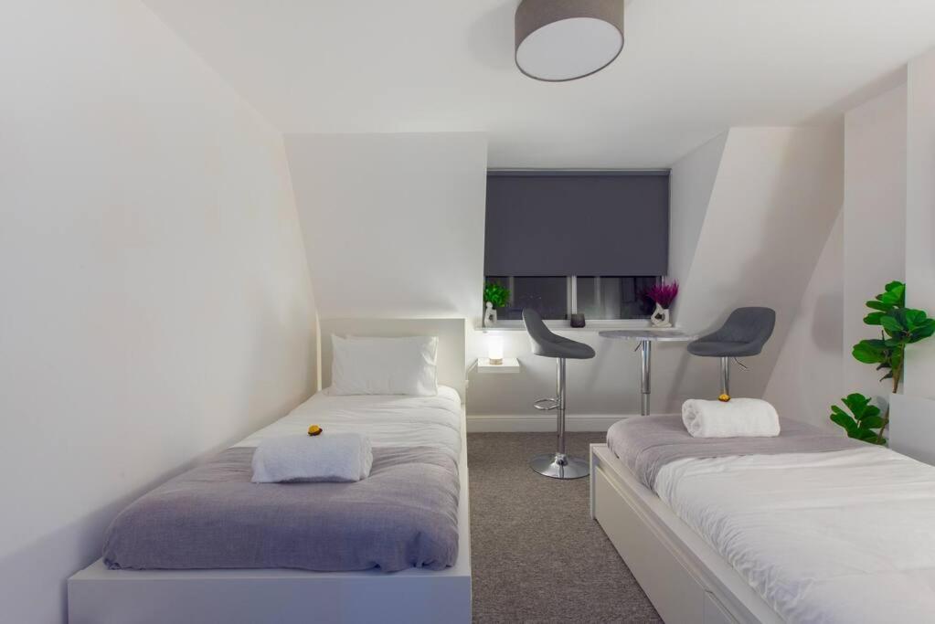 Parade Gardens Boutique Apartments- Central, Grade I Listed, 4K Tvs, Hidden Views باث المظهر الخارجي الصورة
