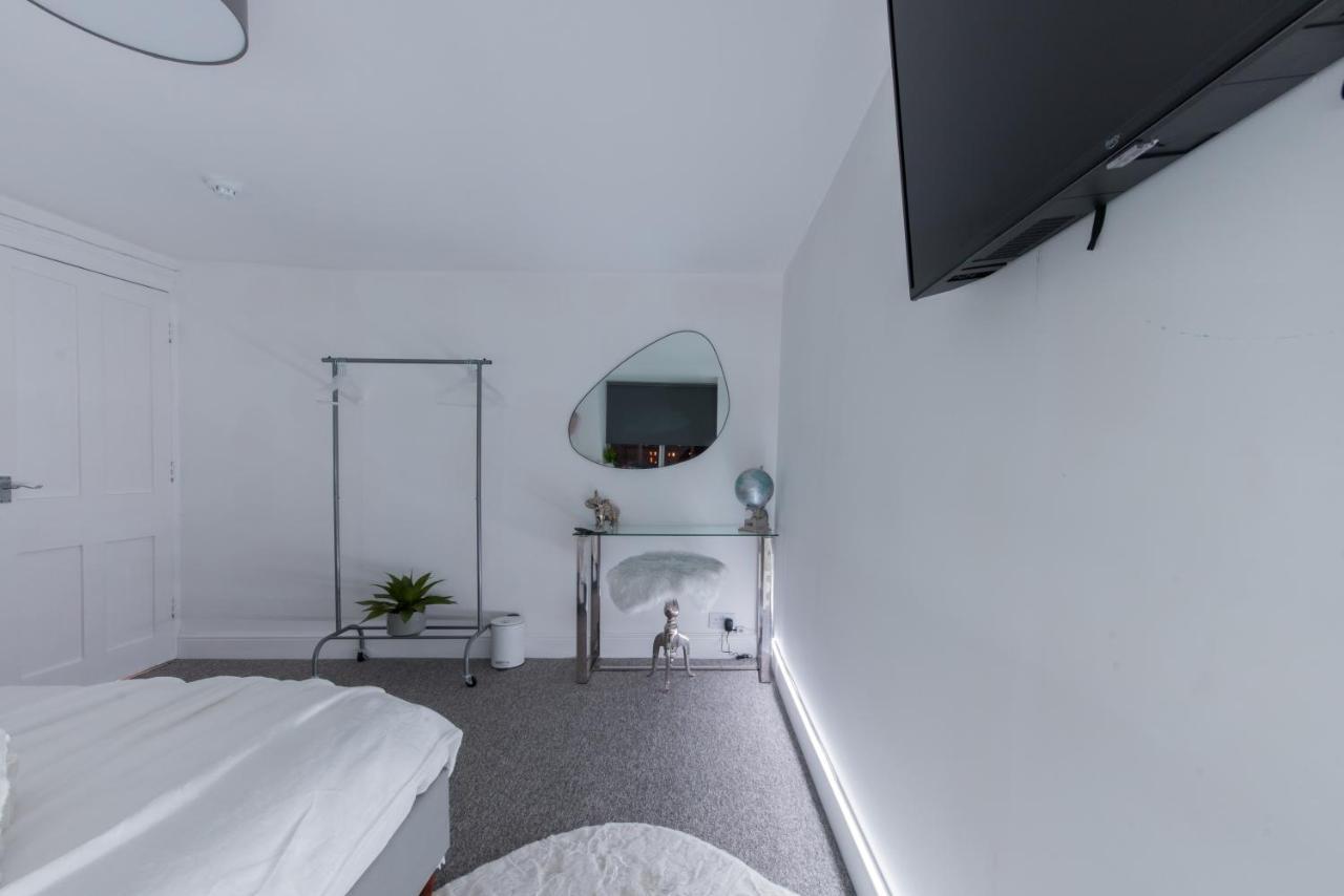 Parade Gardens Boutique Apartments- Central, Grade I Listed, 4K Tvs, Hidden Views باث المظهر الخارجي الصورة