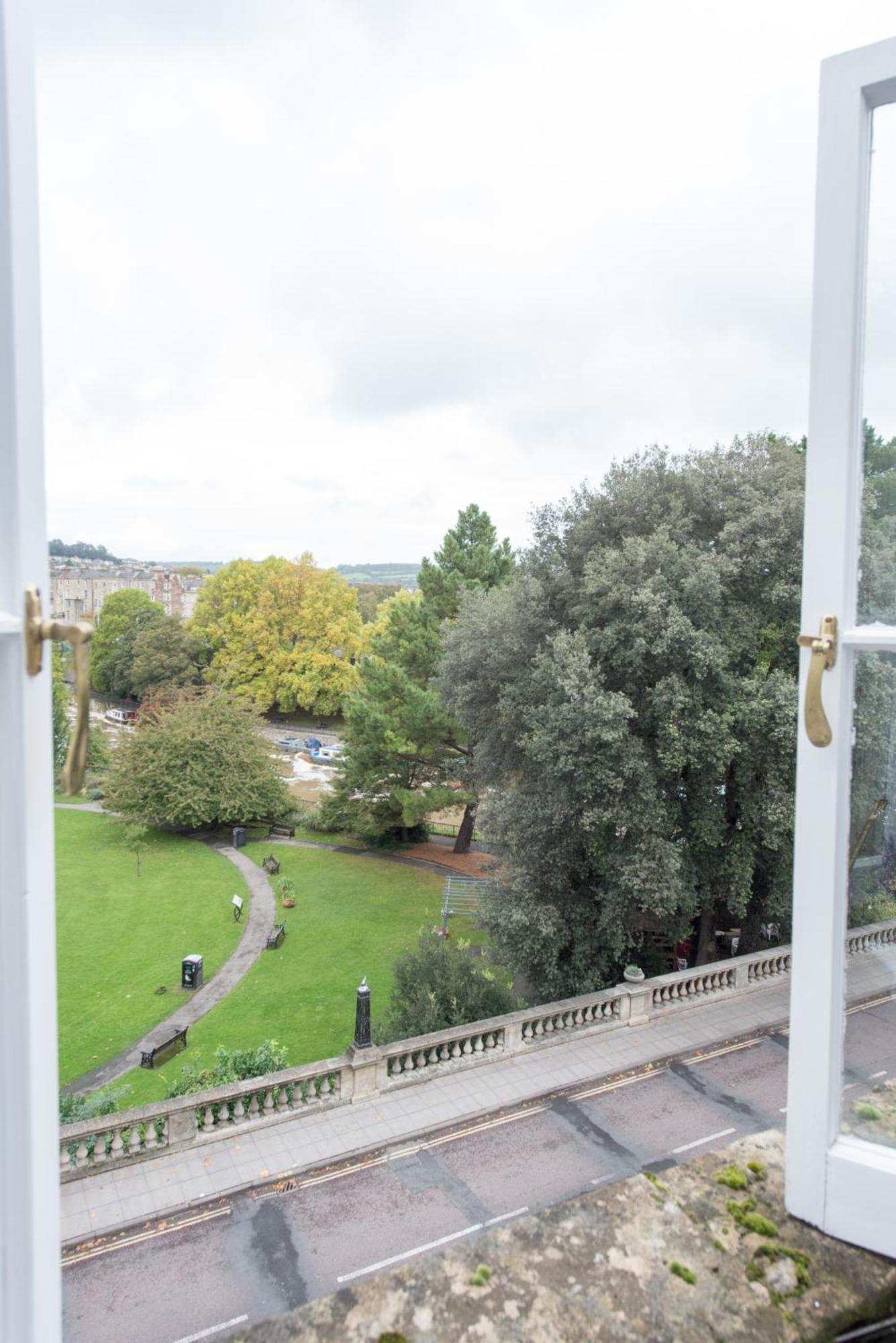 Parade Gardens Boutique Apartments- Central, Grade I Listed, 4K Tvs, Hidden Views باث المظهر الخارجي الصورة